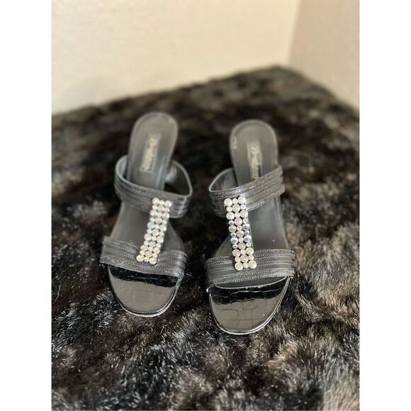 Brighton Black Leather "Resort" Sandal Slides 9 Leather Soles - Picture 1 of 8